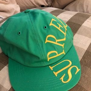 Supreme cap NWT